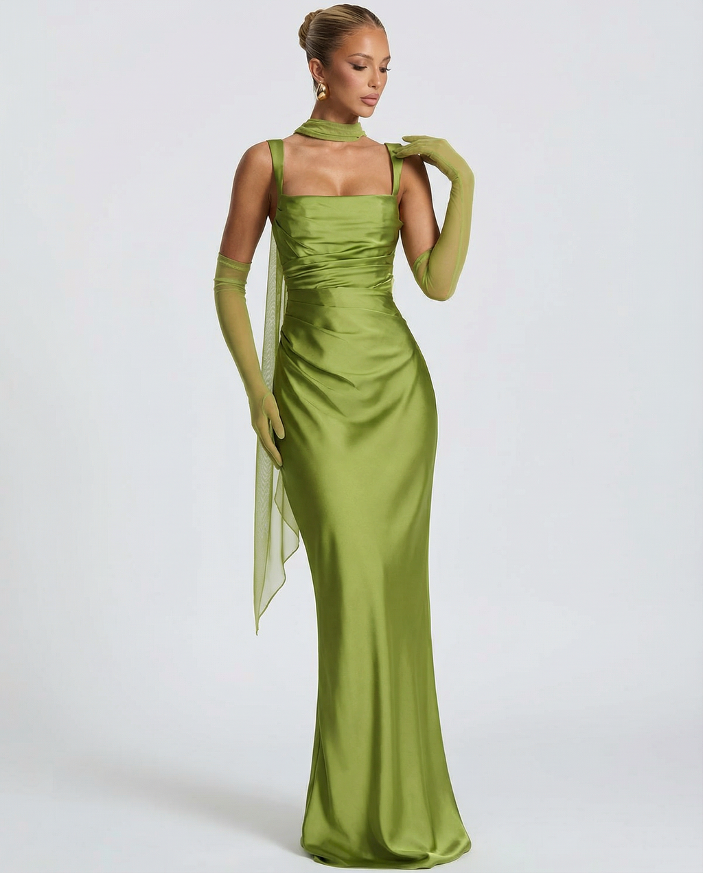 Backless Maxi Dress – Elegant Halter Design for Summer Nights 3