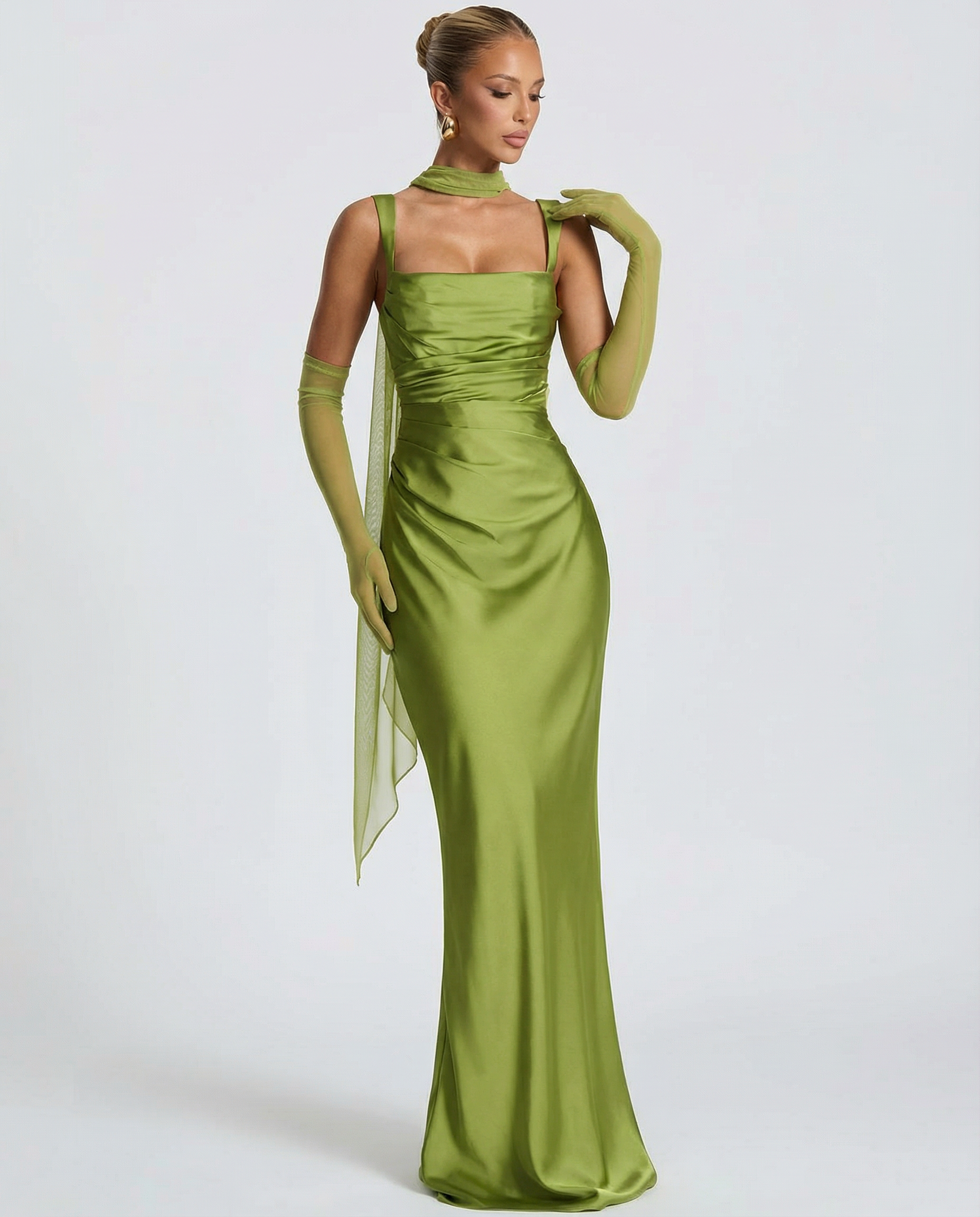 Backless Maxi Dress – Elegant Halter Design for Summer Nights 3