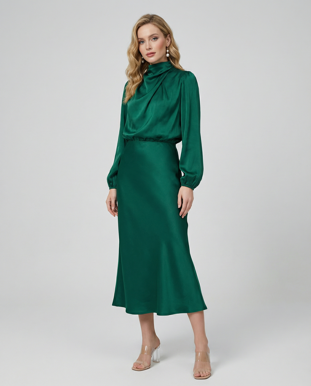 Elegant Satin Evening Dress – Chic Long Sleeves for Formal Occasions 4